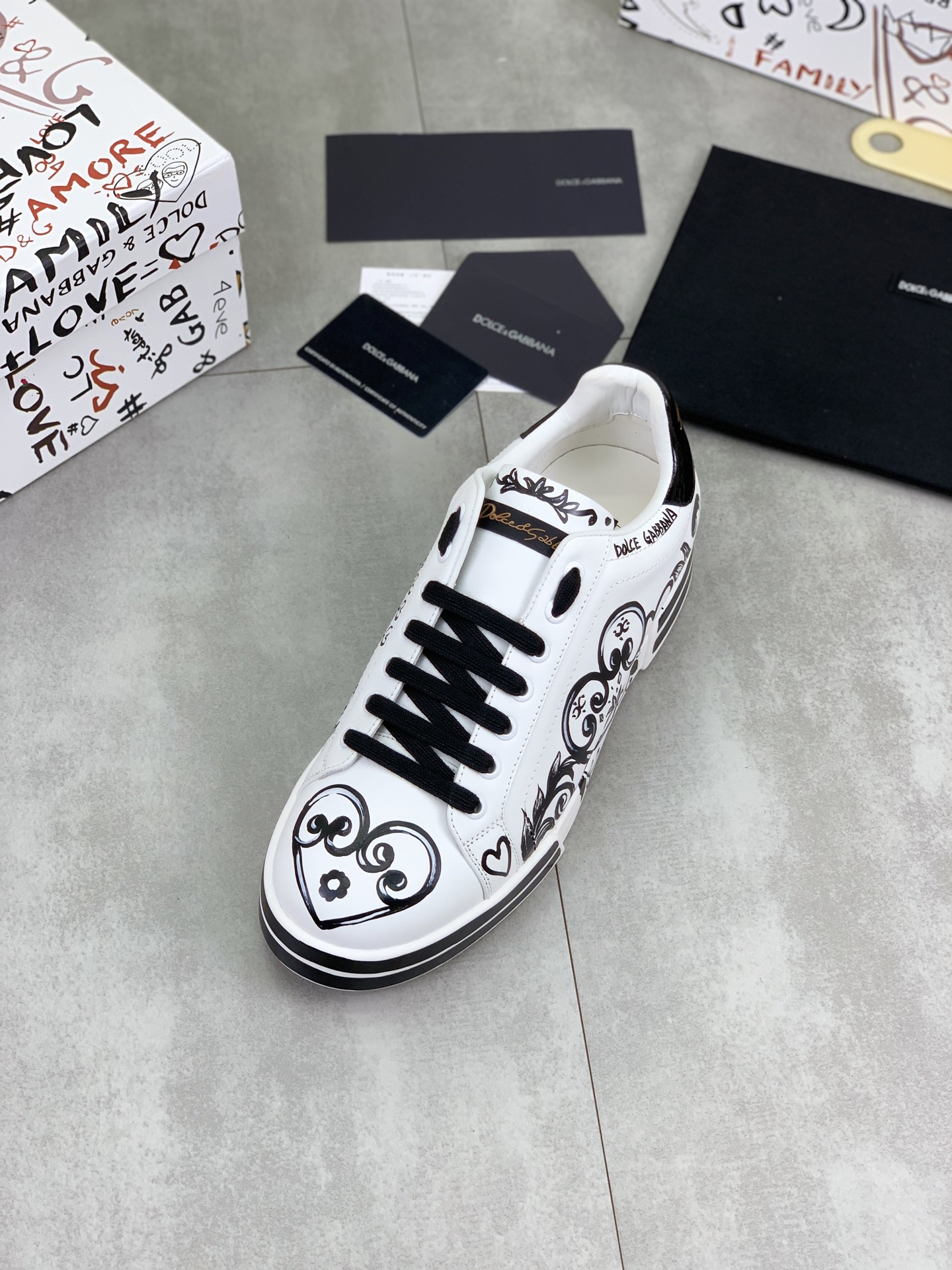 olce & Gabbana shoe